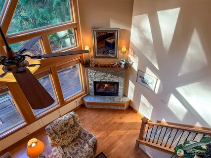 $714,999 | 140 Gybe Ho Road, Nordland, WA 98358