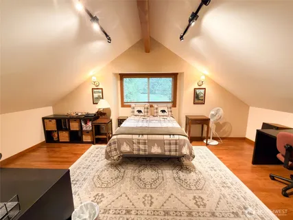 $714,999 | 140 Gybe Ho Road, Nordland, WA 98358