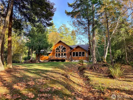 $714,999 | 140 Gybe Ho Road, Nordland, WA 98358