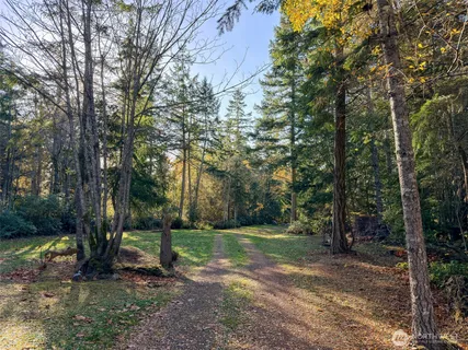 $714,999 | 140 Gybe Ho Road, Nordland, WA 98358