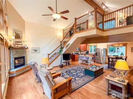 $714,999 | 140 Gybe Ho Road, Nordland, WA 98358