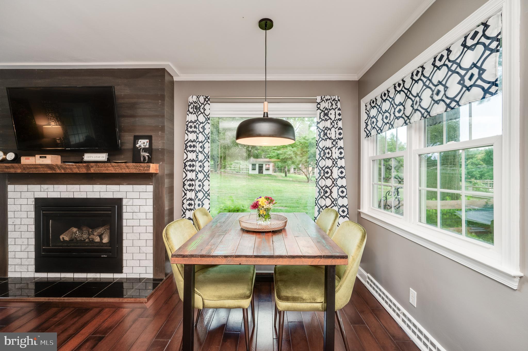 1703 Golf Road Reading, PA 19601 - Photo 23 of 70 Kitchen dining