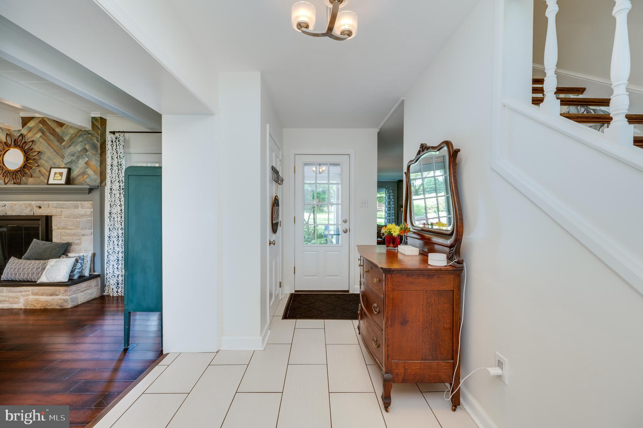 1703 Golf Road Reading, PA 19601 - Photo 6 of 70 Foyer with family room to the left