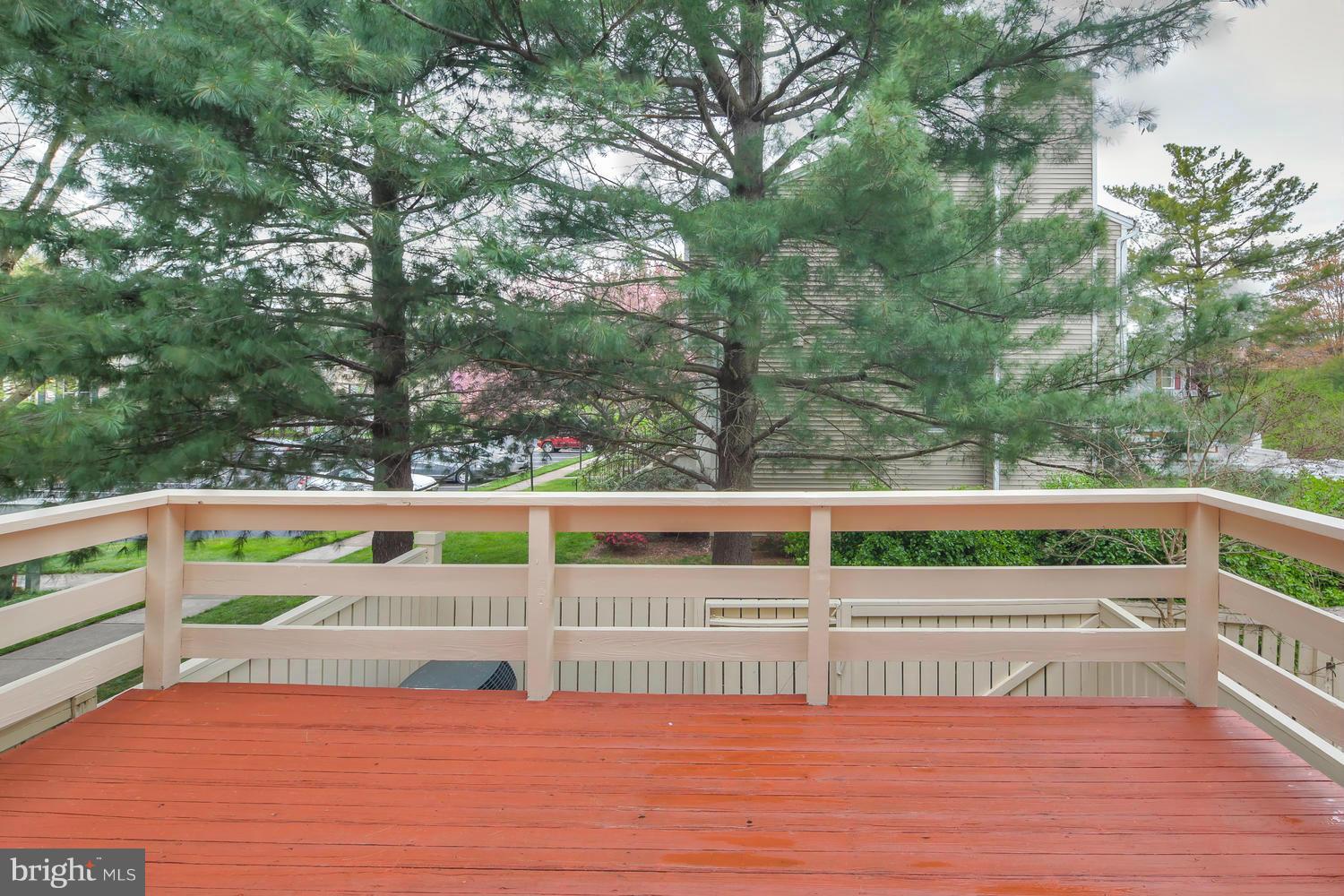 1749 Sundance Drive Reston, VA 20194 - Photo 27 of 28 Deck