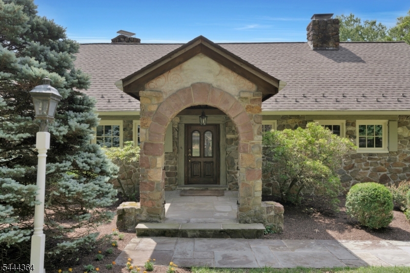 112 Dreahook Road Lebanon, NJ 08833 - Photo 1 of 45 Gallery Image 1