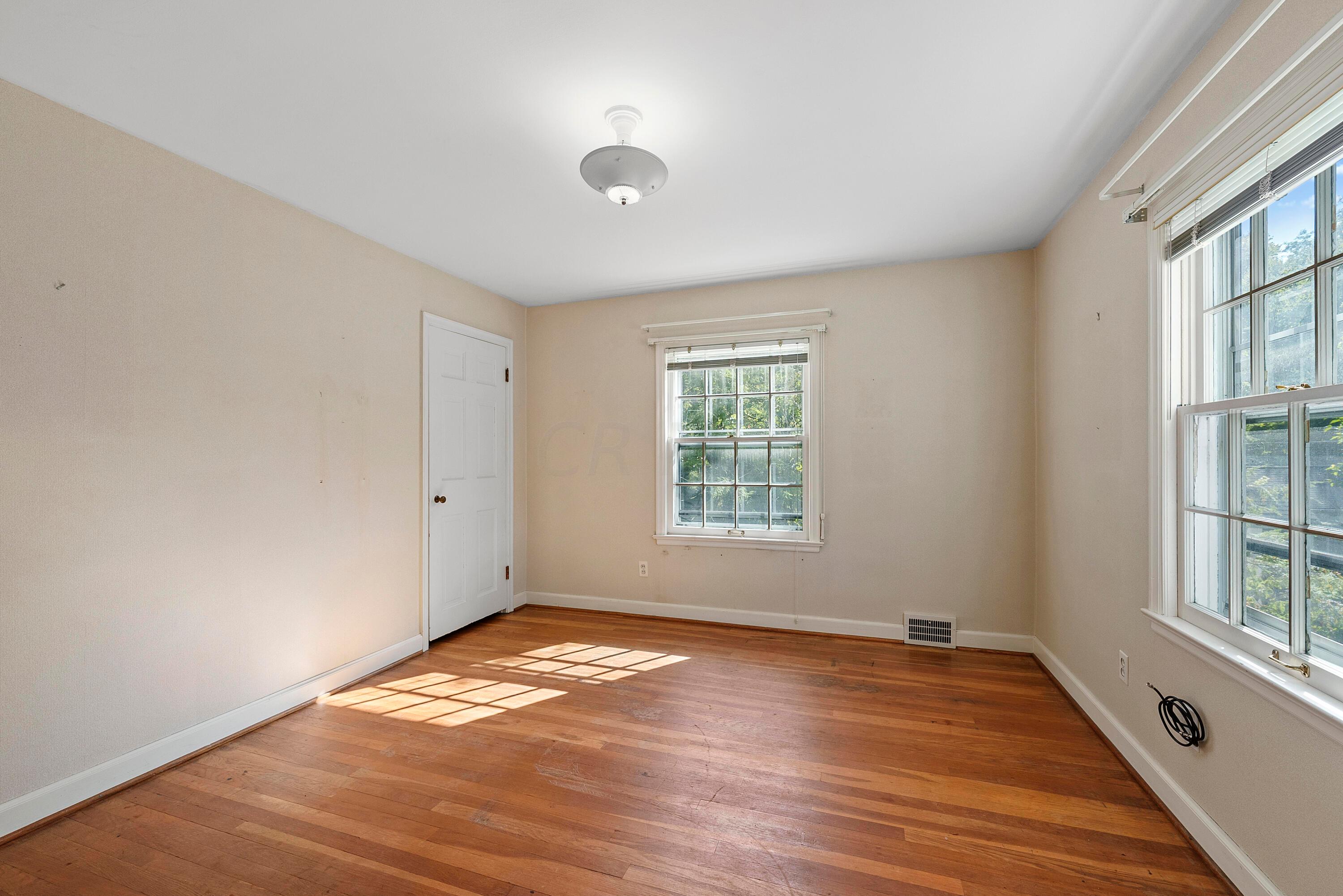 2685 Andover Road Columbus, OH 43221 - Photo 29 of 62 Bedroom 4