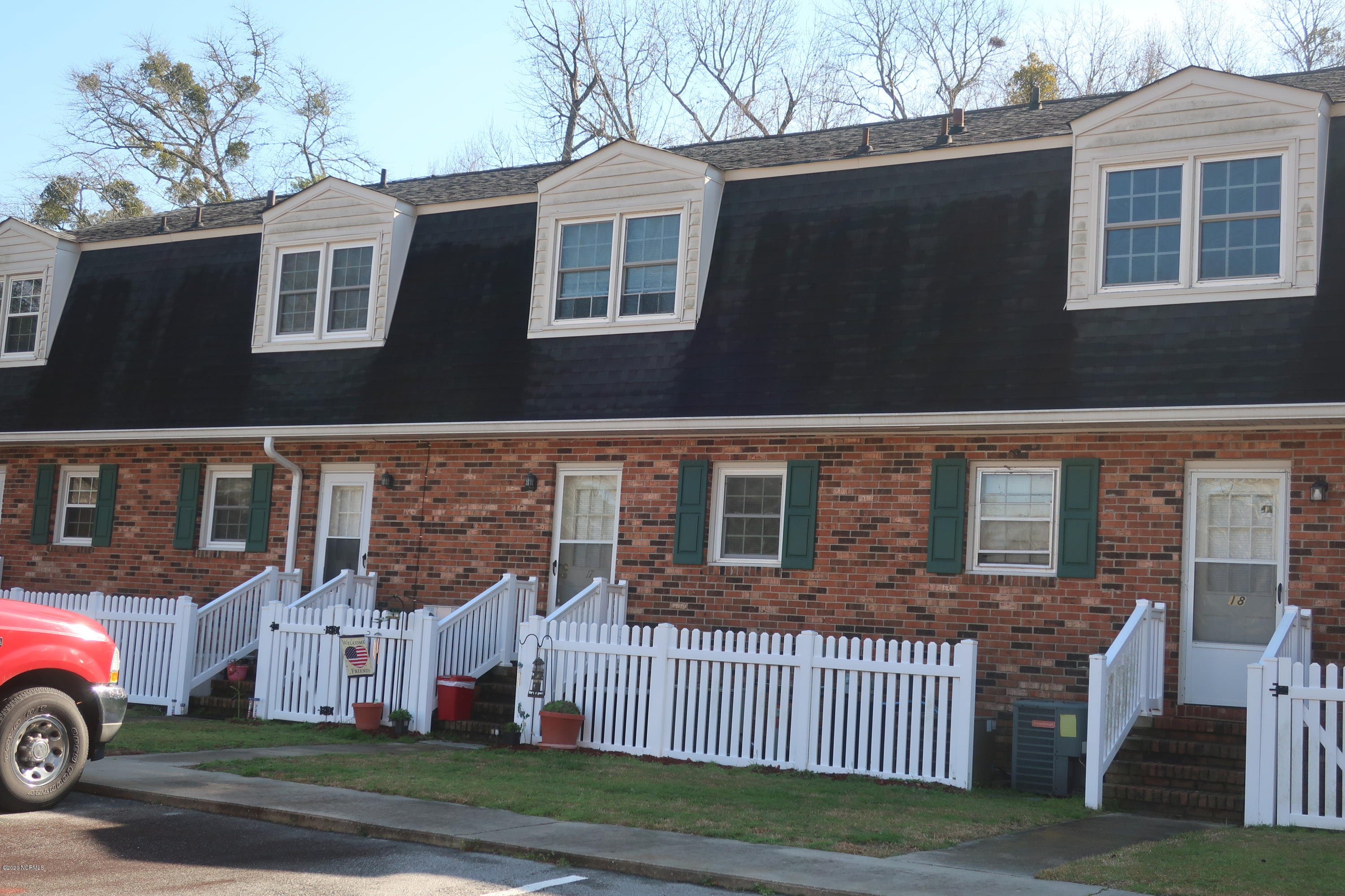 6000 River Road, Unit 17 Washington, NC 27889 - Photo 2 of 11 back