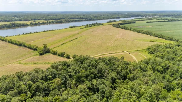 $1,800,000 | 10157 Clifton Road, Savannah, TN 38372