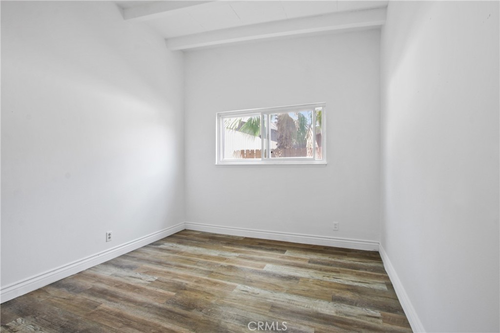 1924 Via Del Rio Corona, CA 92882 - Photo 10 of 15 an empty room with a workspace