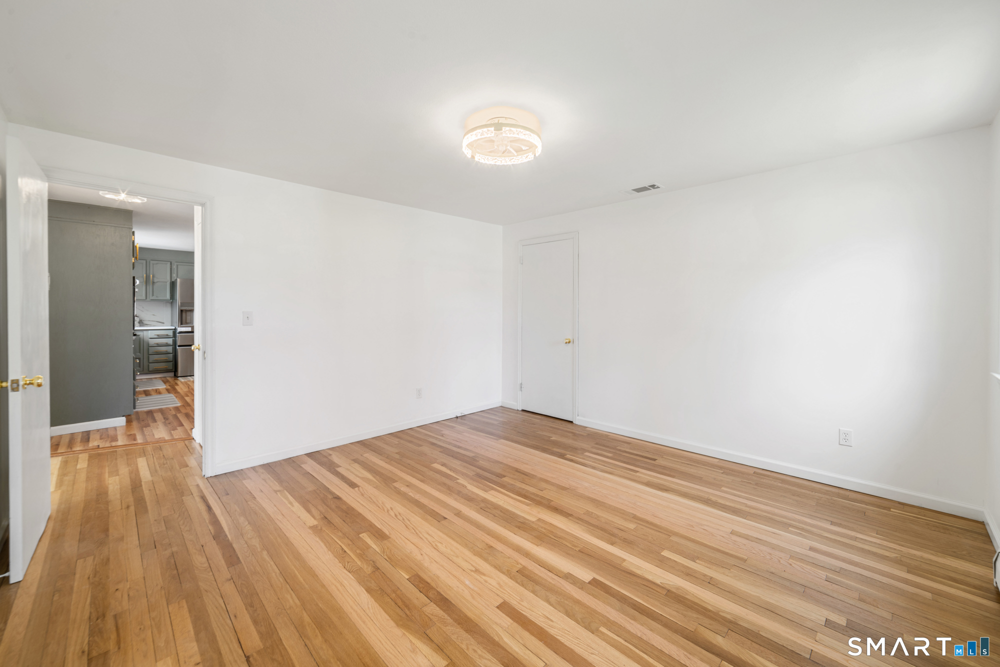 135 Troy Road South Windsor, CT 06074 - Photo 13 of 40