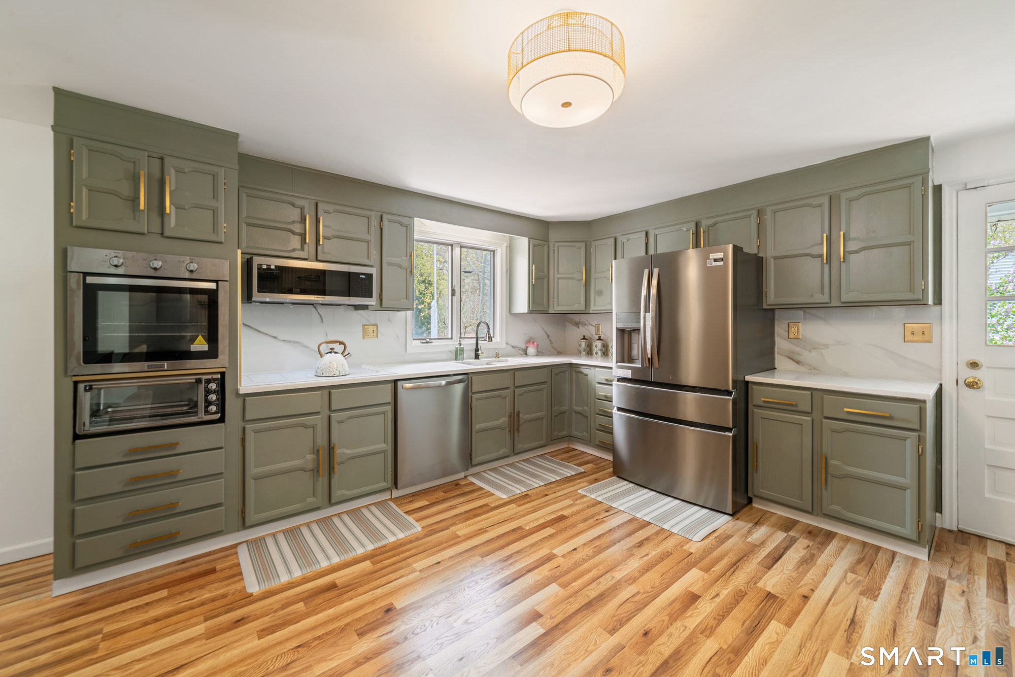 135 Troy Road South Windsor, CT 06074 - Photo 6 of 40