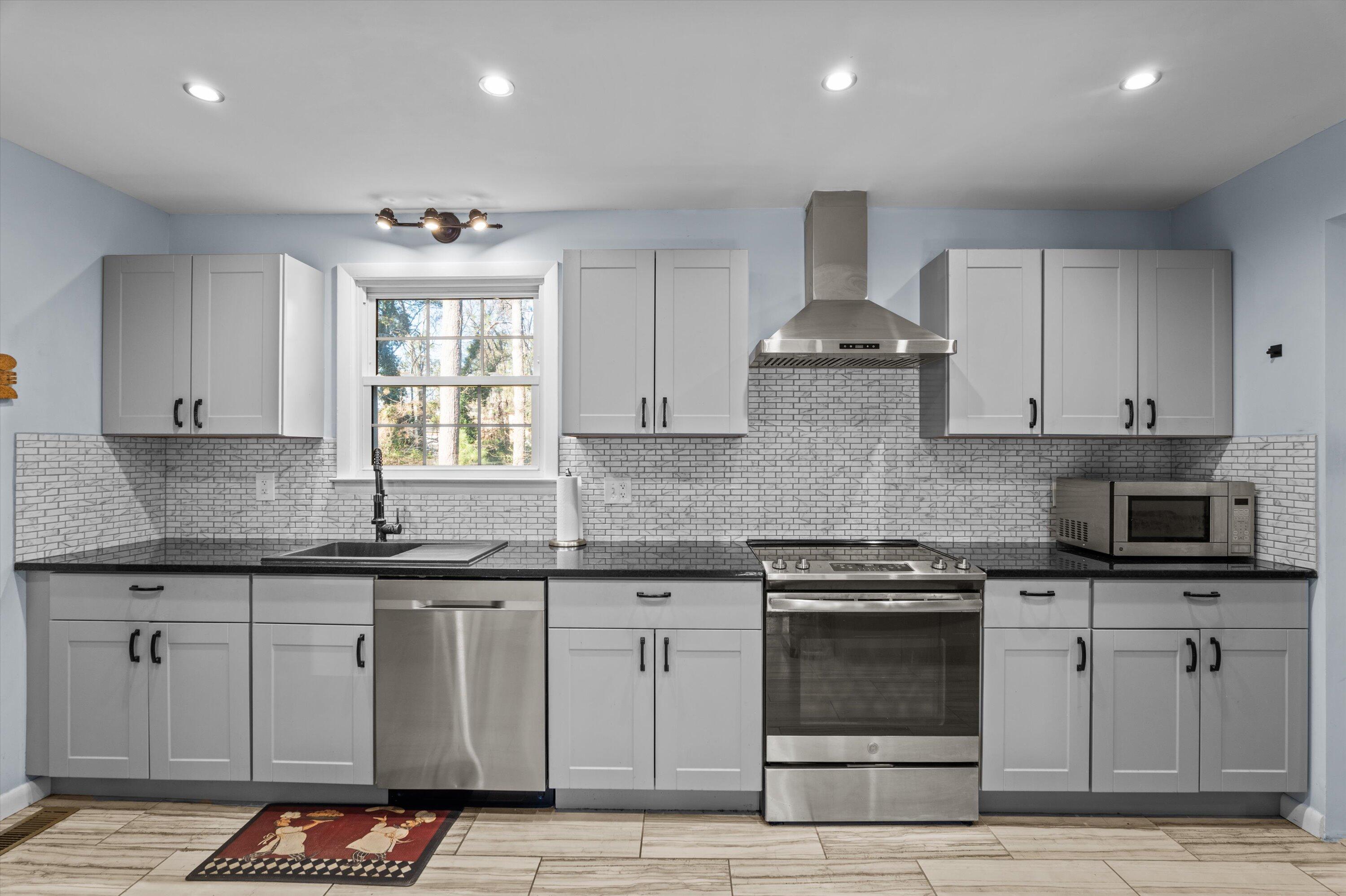 568 Martin Lane Augusta, GA 30909 - Photo 11 of 42 14-P1593687