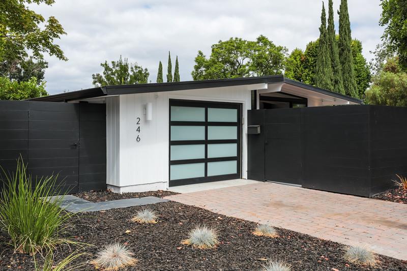 246 Hamilton Avenue Mountain View, CA 94043 - Photo 24 of 25 a front view of a house with a yard