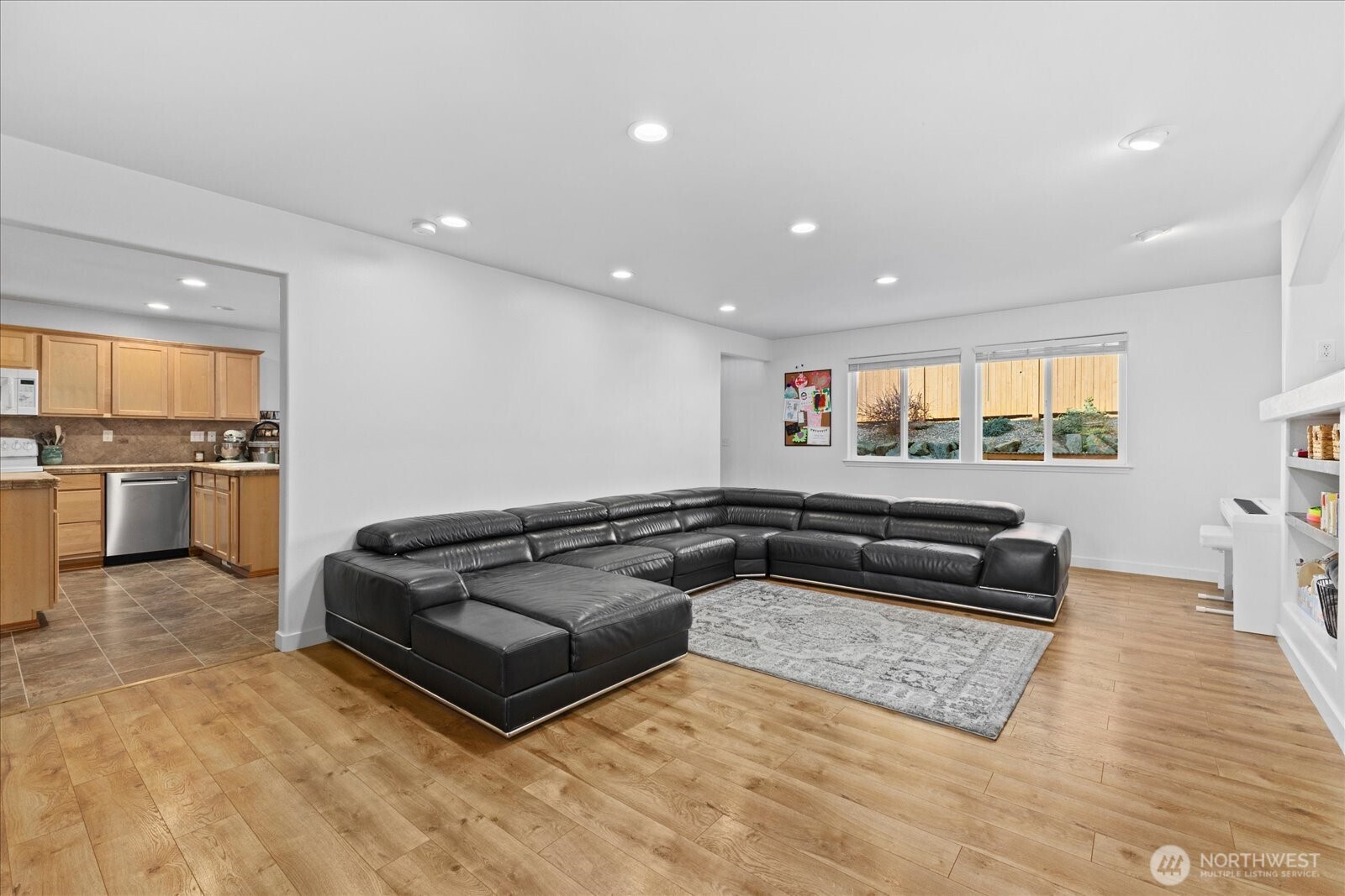 27708 Ridge Way Stanwood, WA 98292 - Photo 5 of 40