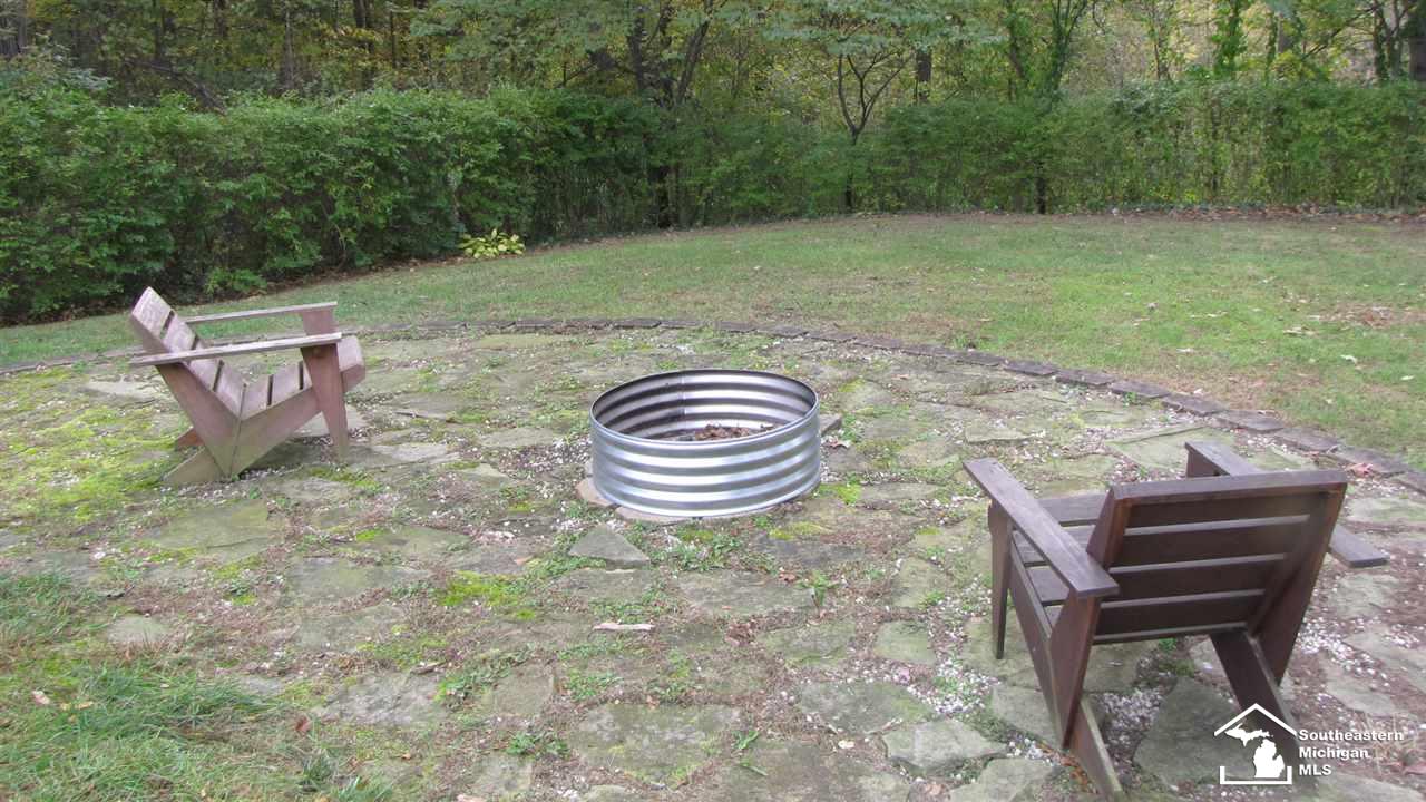 3991 West Sterns Road Lambertville, MI 48144 - Photo 19 of 46 Gallery Image 19