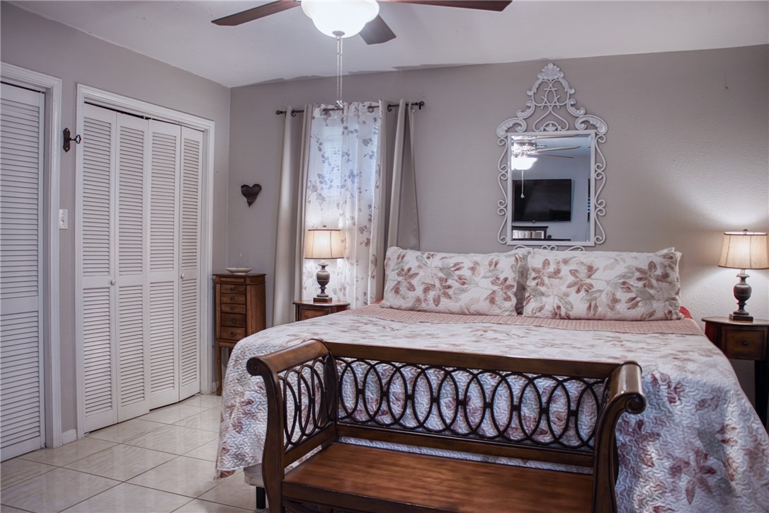 3613 Oak Ridge Drive Bryan, TX 77802 - Photo 10 of 17
