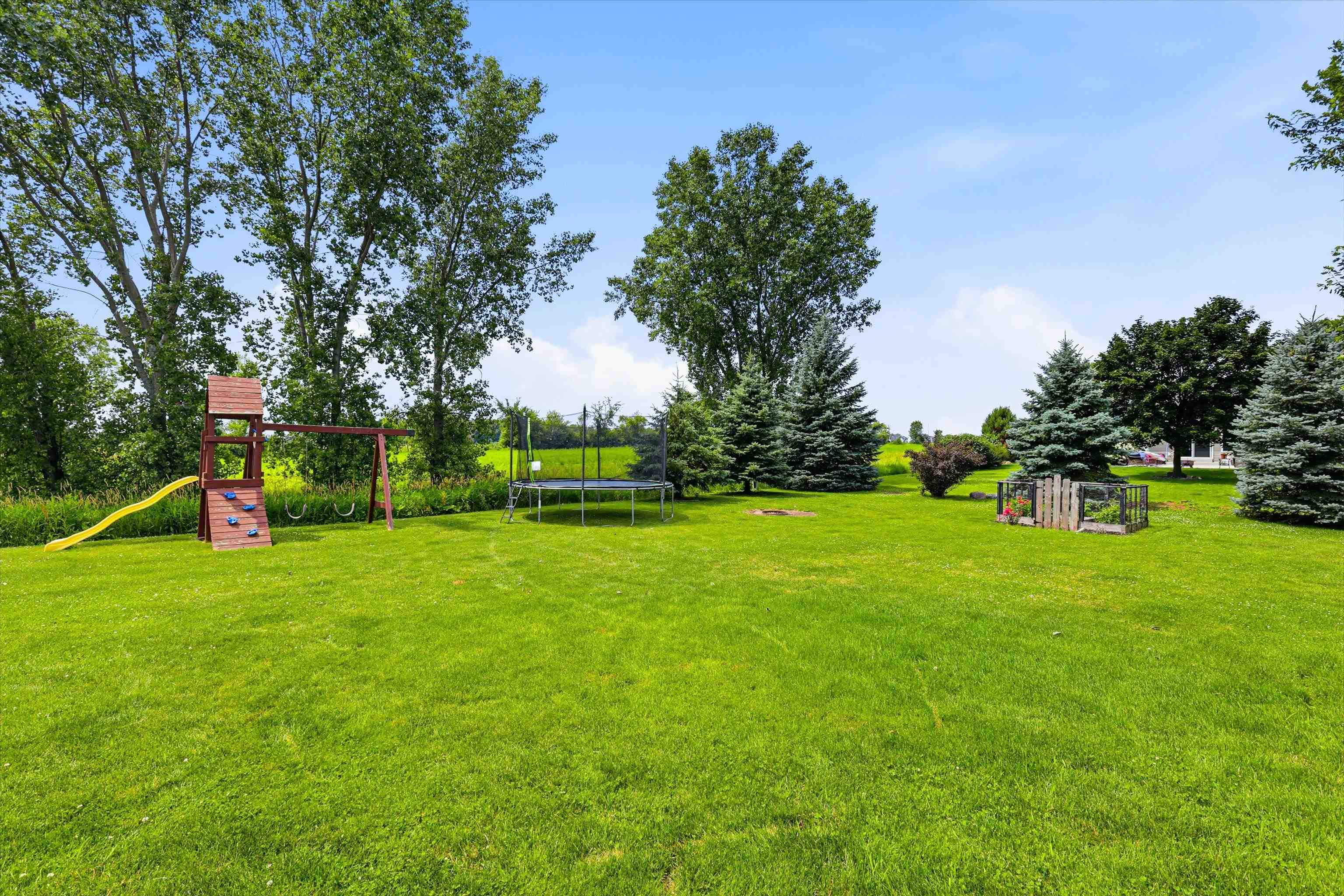 N9433 Evan Street Appleton, WI 54915 - Photo 21 of 24