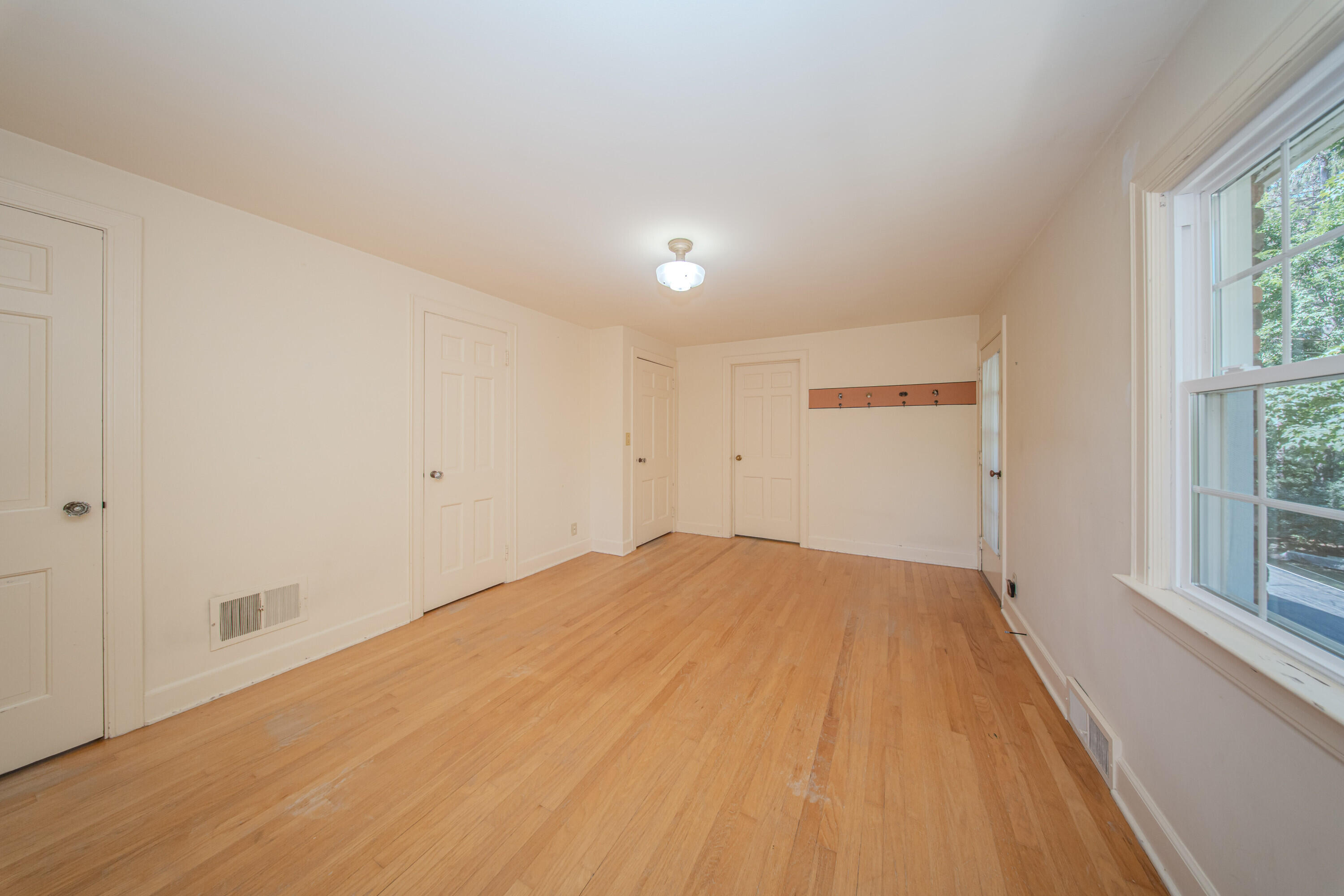 675 Mooreville Road Milan, MI 48160 - Photo 33 of 93 33 Bedroom 1 2