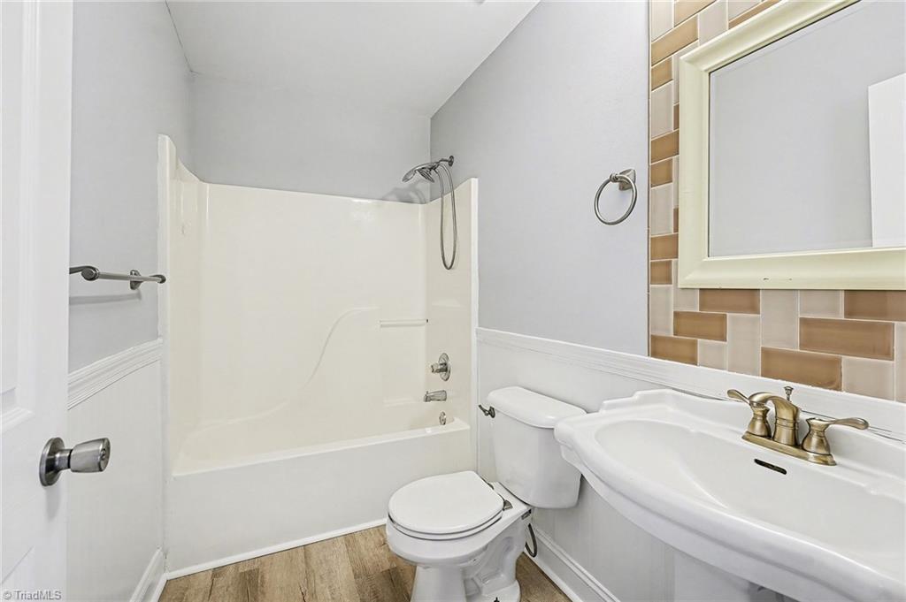 6812 Salem Quarter Road Belews Creek, NC 27009 - Photo 12 of 20