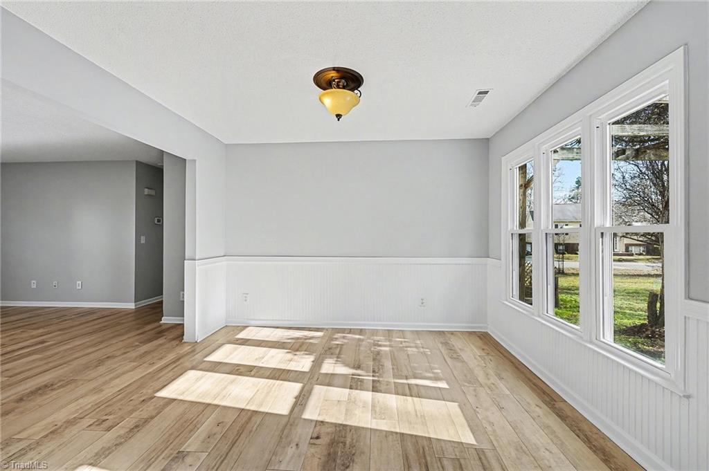 6812 Salem Quarter Road Belews Creek, NC 27009 - Photo 4 of 20