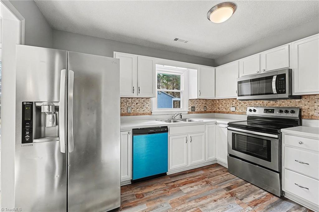 6812 Salem Quarter Road Belews Creek, NC 27009 - Photo 6 of 20