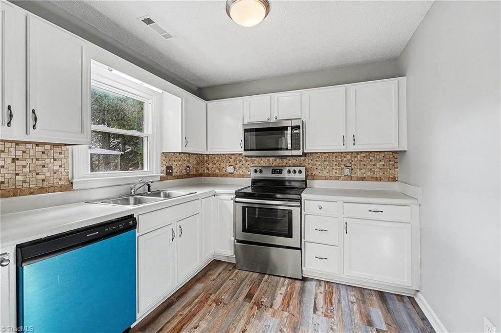 6812 Salem Quarter Road Belews Creek, NC 27009 - Photo 7 of 20