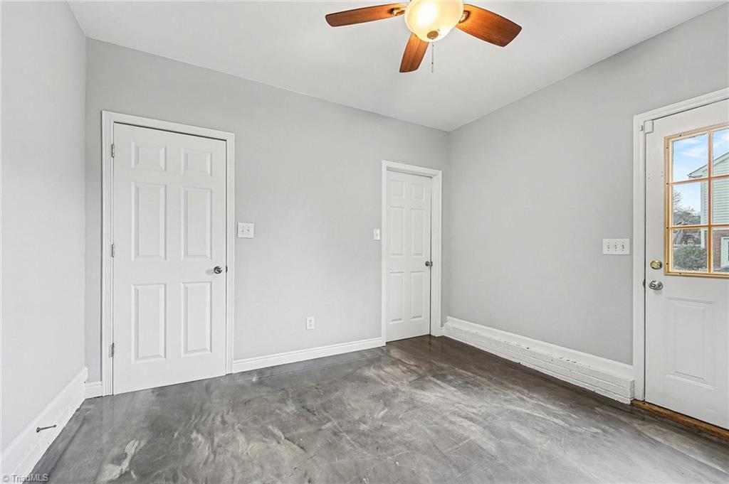 6812 Salem Quarter Road Belews Creek, NC 27009 - Photo 10 of 20