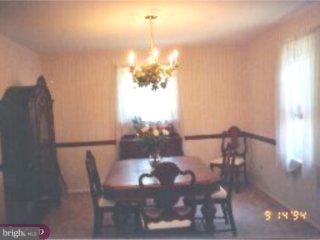 124 Red Stone Ridge Delran, NJ 08075 - Photo 3 of 6