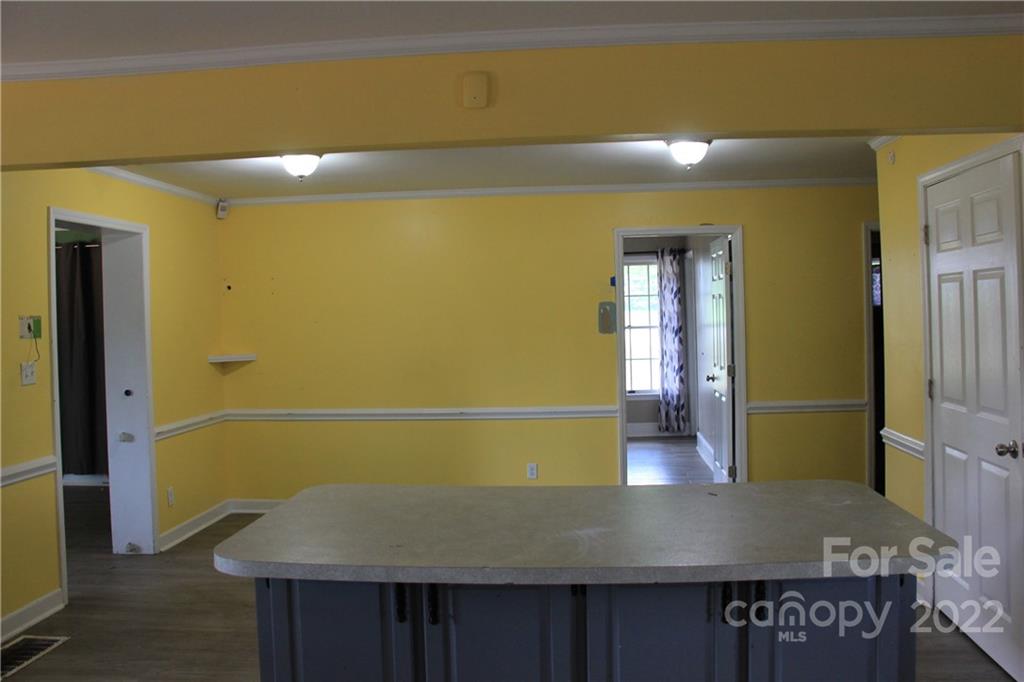 672 Fielding Road Charlotte, NC 28214 - Photo 14 of 38 Gallery Image 14