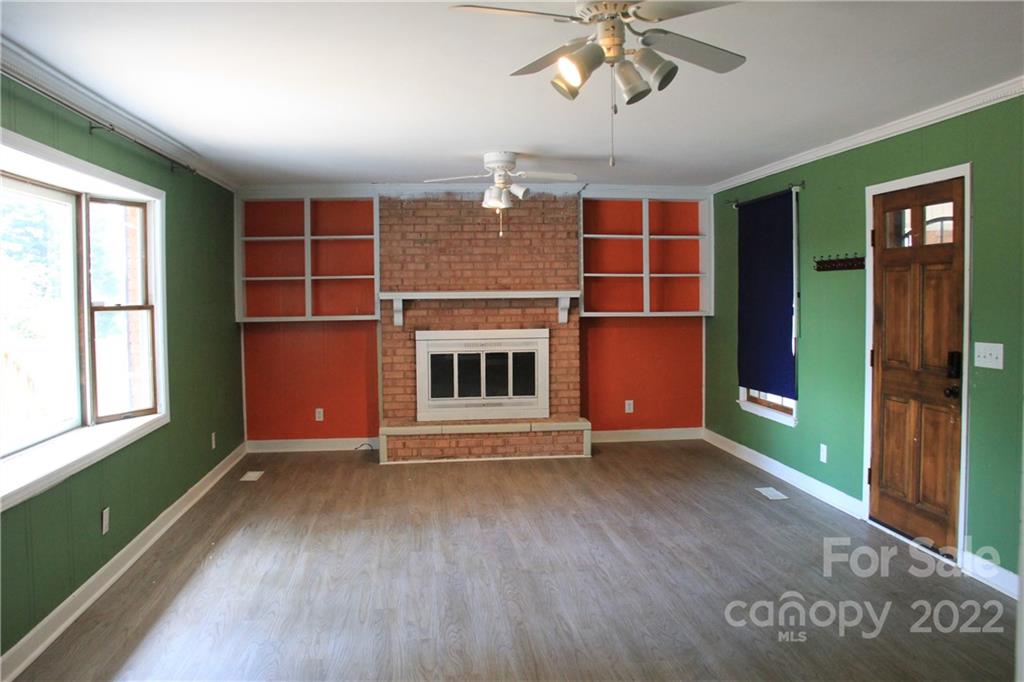 672 Fielding Road Charlotte, NC 28214 - Photo 16 of 38 Gallery Image 16