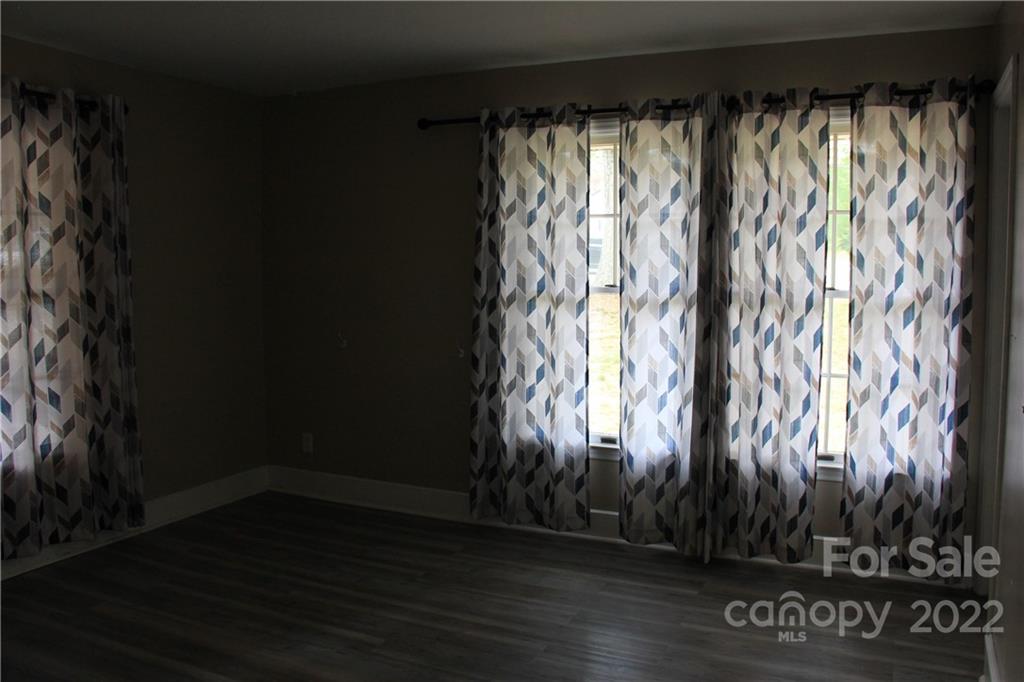 672 Fielding Road Charlotte, NC 28214 - Photo 19 of 38 Gallery Image 19