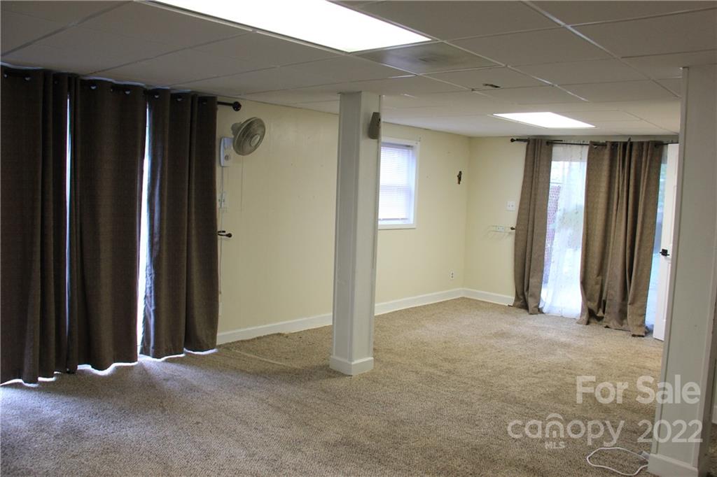 672 Fielding Road Charlotte, NC 28214 - Photo 30 of 38 Gallery Image 30