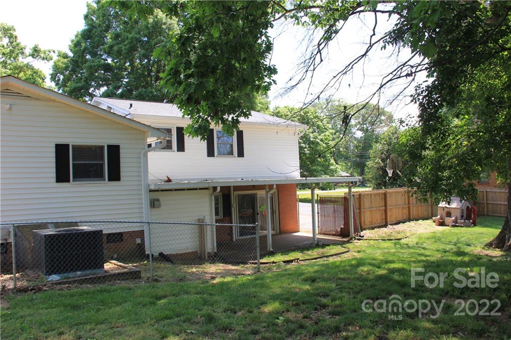 672 Fielding Road Charlotte, NC 28214 - Photo 38 of 38 Gallery Image 38