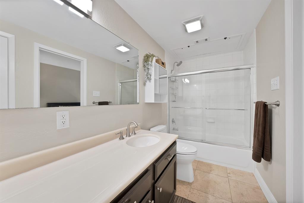 3918 North Hall Street, Unit 3 Dallas, TX 75219 - Photo 14 of 28