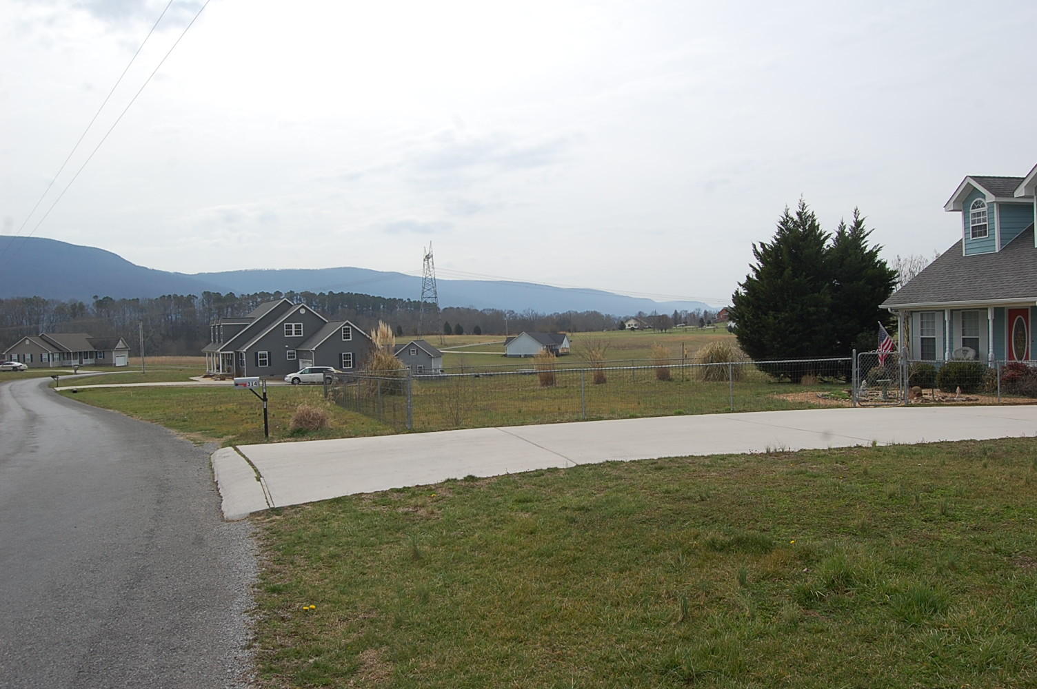 314 Neal Road Dunlap, TN 37327 - Photo 3 of 52 1242227 - 314 Neal Rd 003