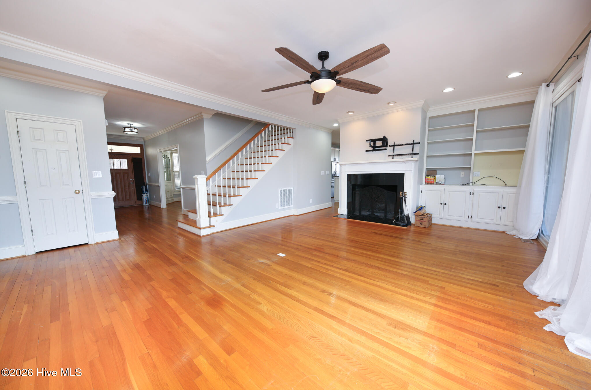 218 River Trail Winton, NC 27986 - Photo 16 of 65 Living Room