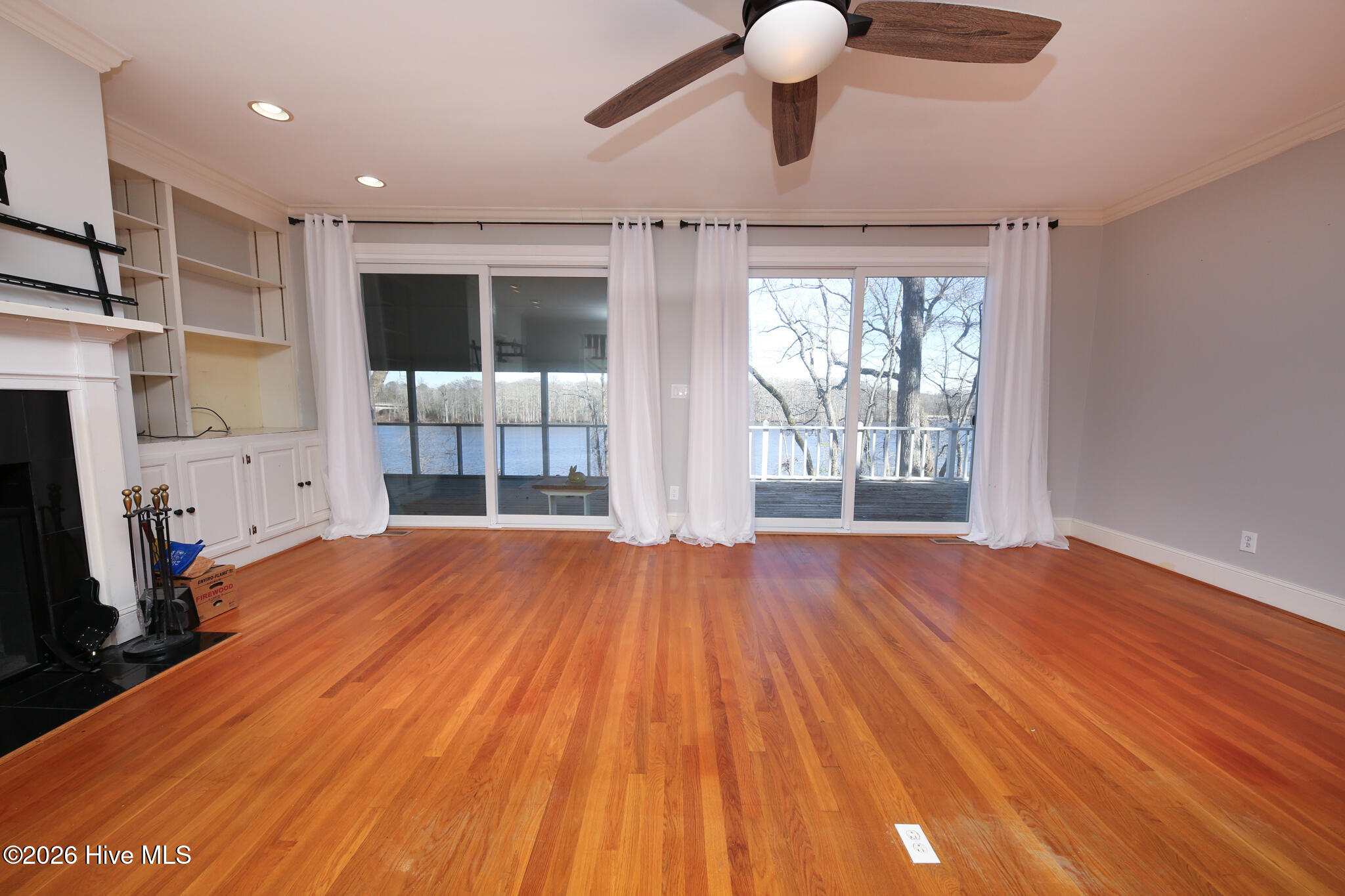 218 River Trail Winton, NC 27986 - Photo 18 of 65 Living Room