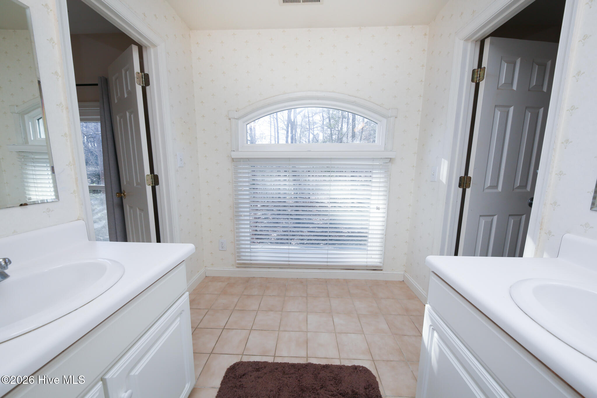 218 River Trail Winton, NC 27986 - Photo 38 of 65 Second Floor Bathroom between Bedrooms 2 & 3