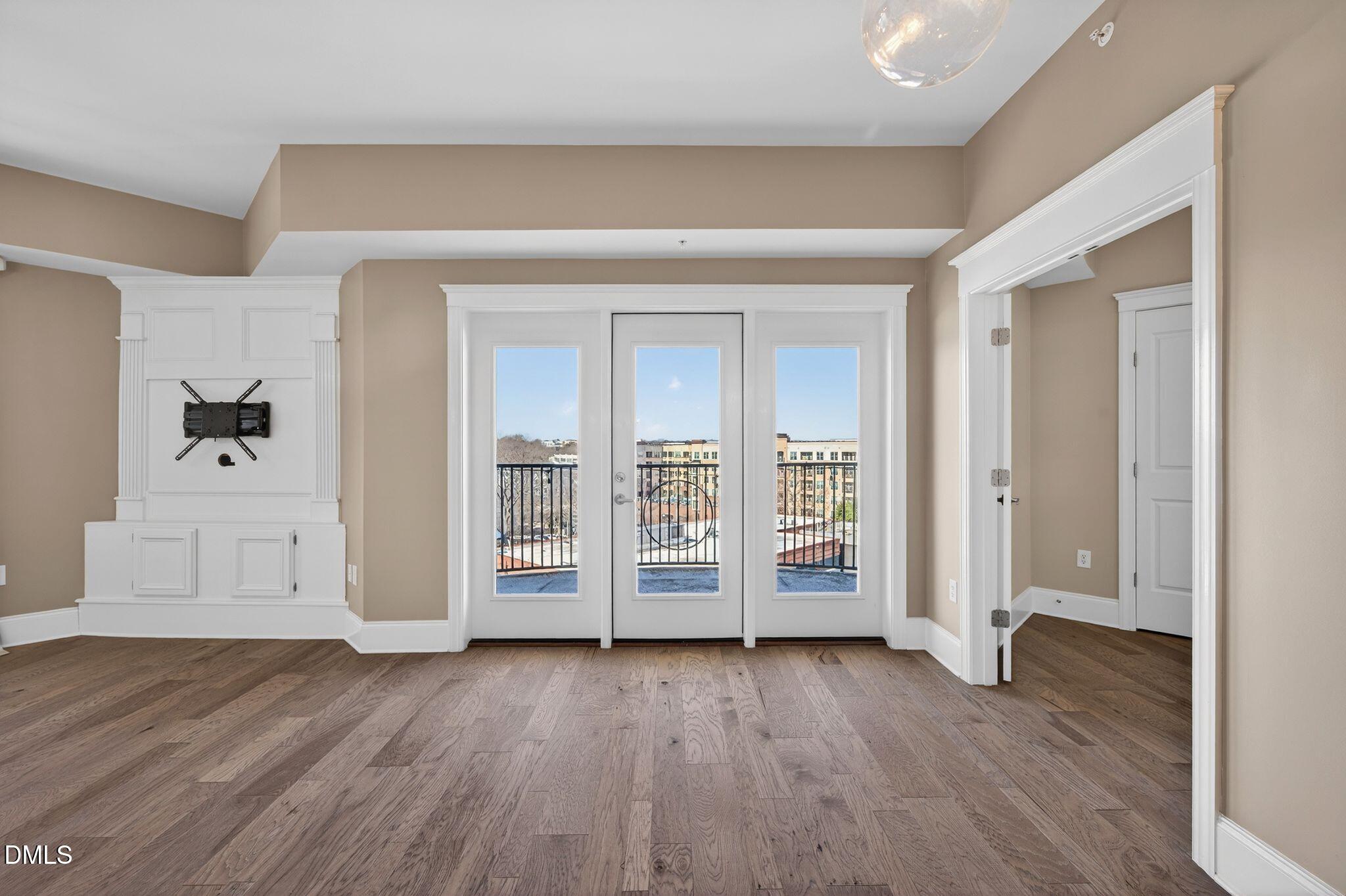 222 Glenwood Avenue, Unit 605 Raleigh, NC 27603 - Photo 14 of 60 DSC_3640