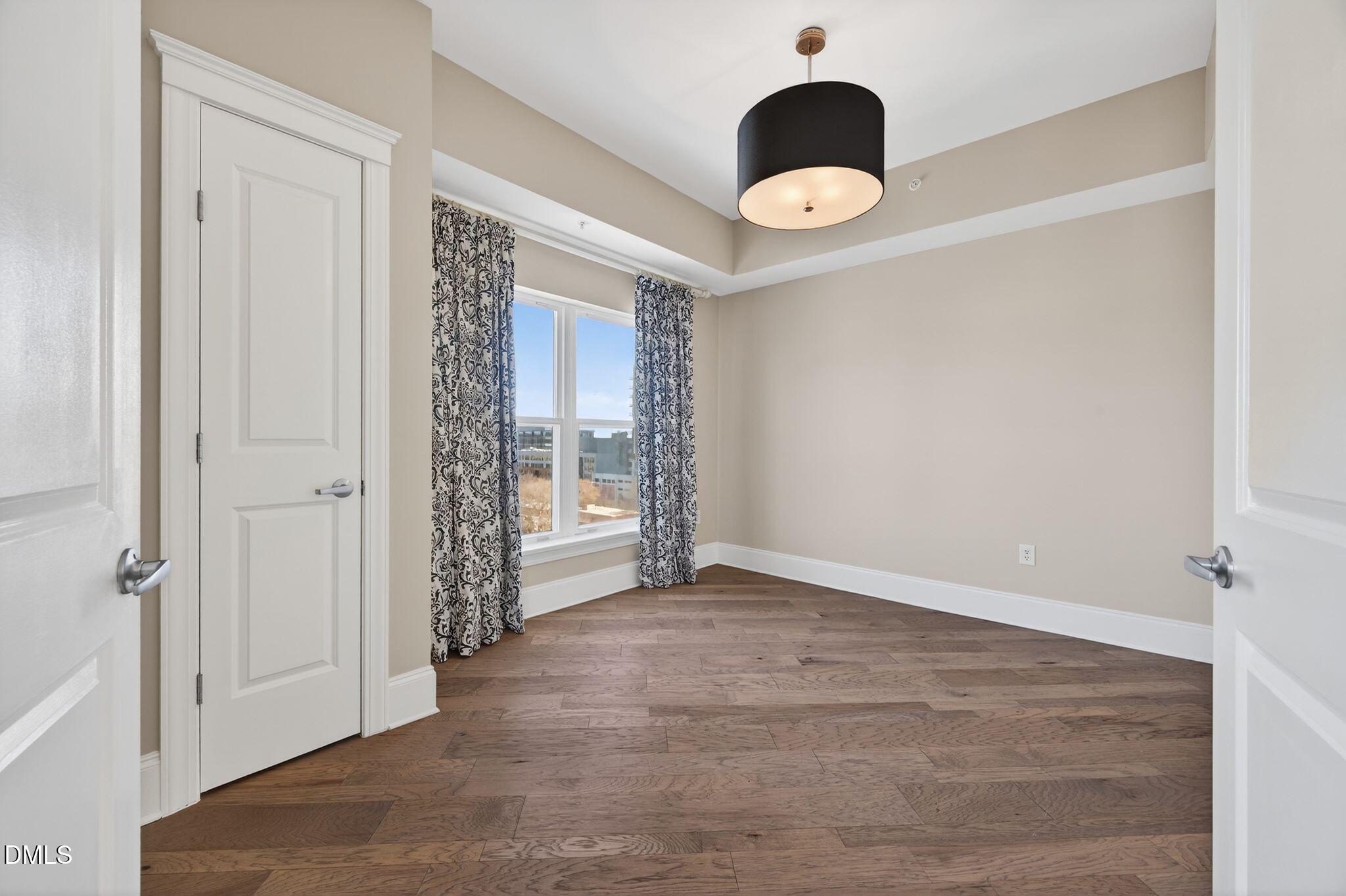 222 Glenwood Avenue, Unit 605 Raleigh, NC 27603 - Photo 18 of 60 DSC_3661