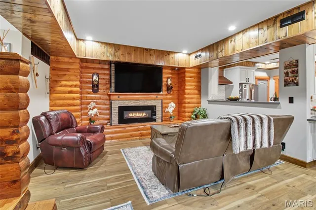 $449,000 | 7205 Lakeshore Drive, Cedar Hill, MO 63016