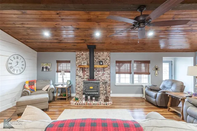 $335,000 | 6023 Farm To Market 618, Haskell, TX 79521