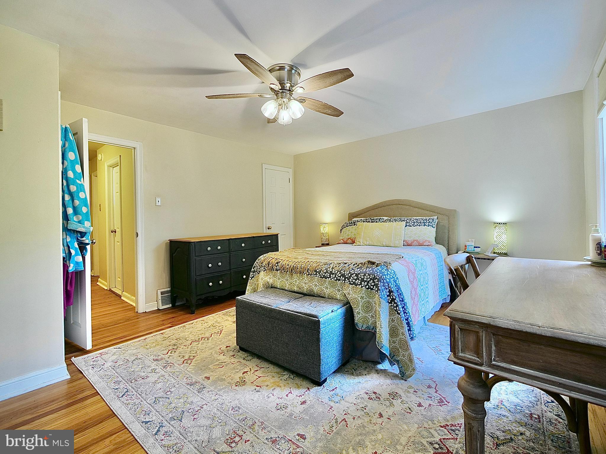 8059 Winston Road Philadelphia, PA 19118 - Photo 21 of 37 Gallery Image 21