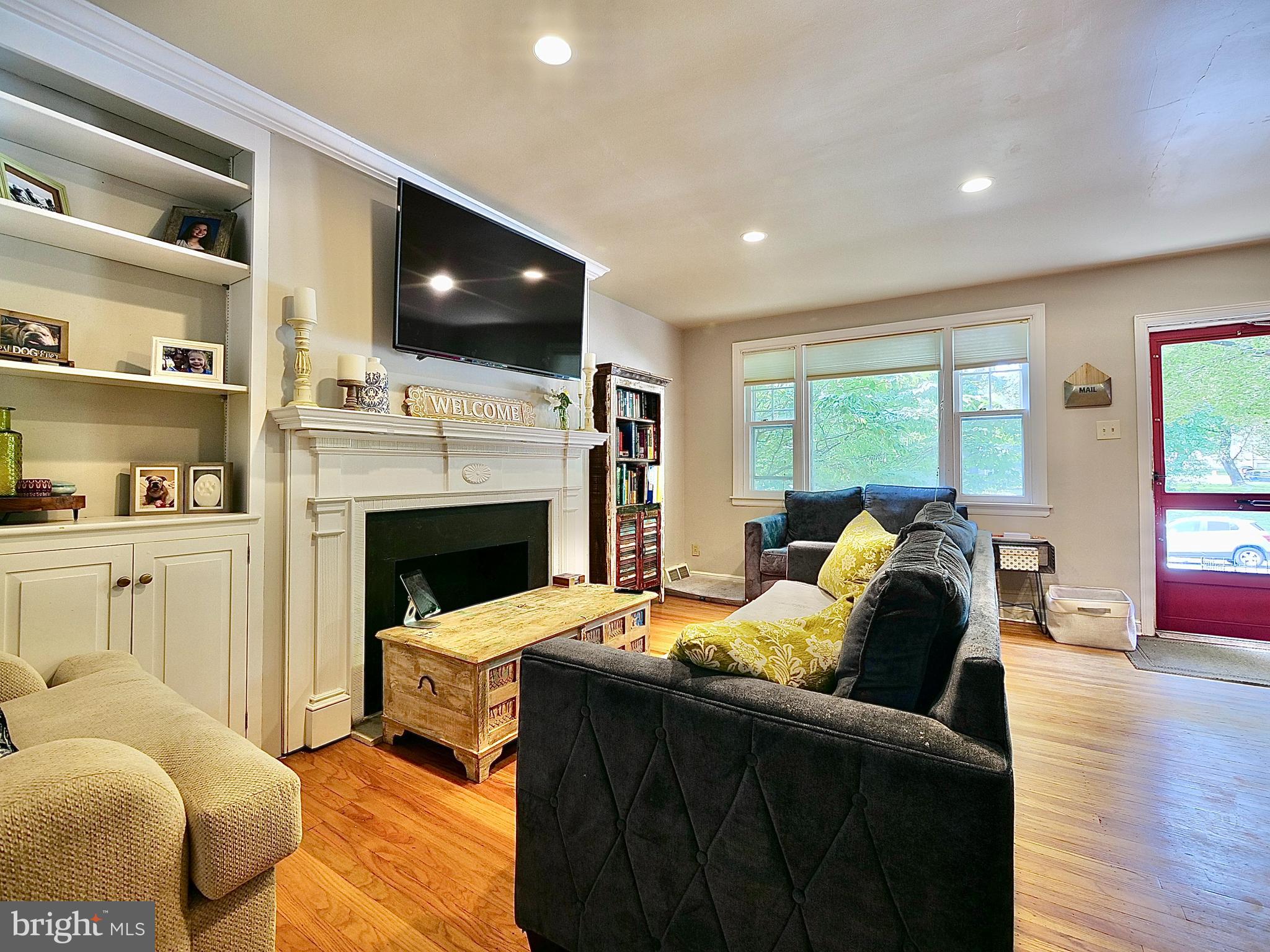 8059 Winston Road Philadelphia, PA 19118 - Photo 7 of 37 Gallery Image 7