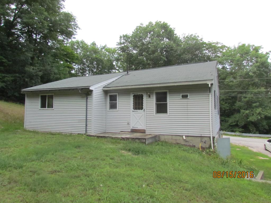 57 Iron Kettle Road Warner, NH 03278 - Photo 3 of 7