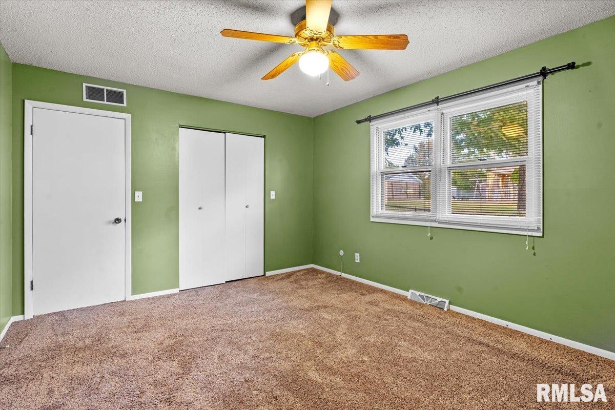 14077 St Joseph Road Athens, IL 62613 - Photo 15 of 24