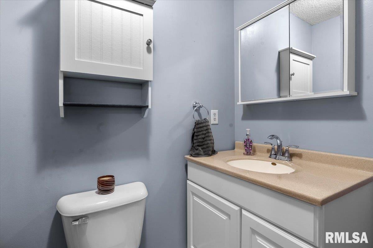 14077 St Joseph Road Athens, IL 62613 - Photo 16 of 24