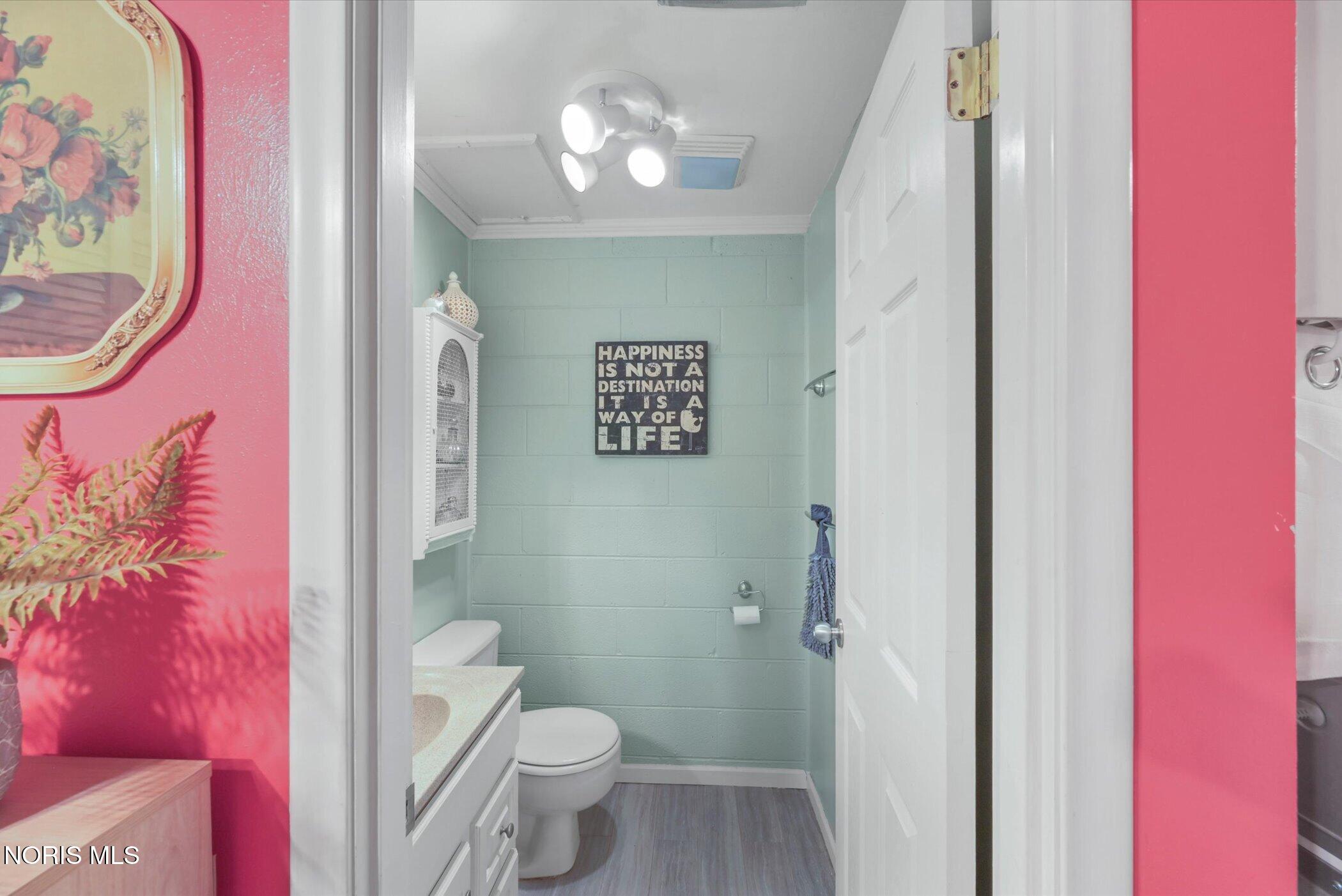 6638 Charlesgate Road Sylvania, OH 43560 - Photo 17 of 27 Gallery Image 17