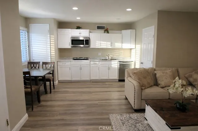 $2,350 | 19303 Citronia Street, Unit ADU, Northridge, CA 91324