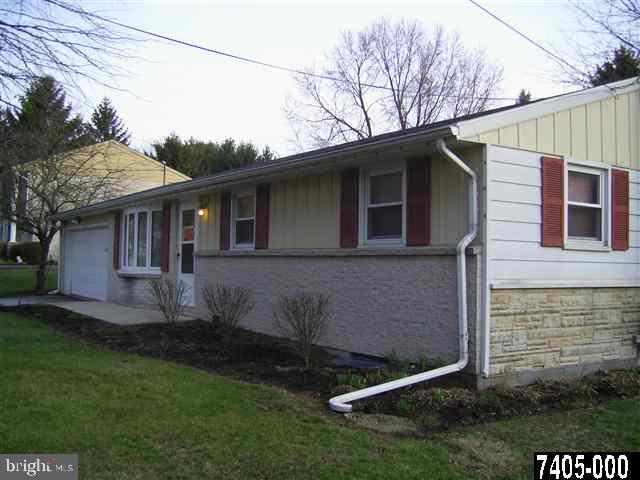 3610 Holly Road Dover, PA 17315 - Photo 3 of 25 Gallery Image 3
